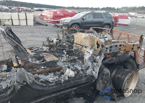 2018 Ford F-250 Platinum z USA, uszkodzony, nr VIN 1FT7W2BT7JEB87290